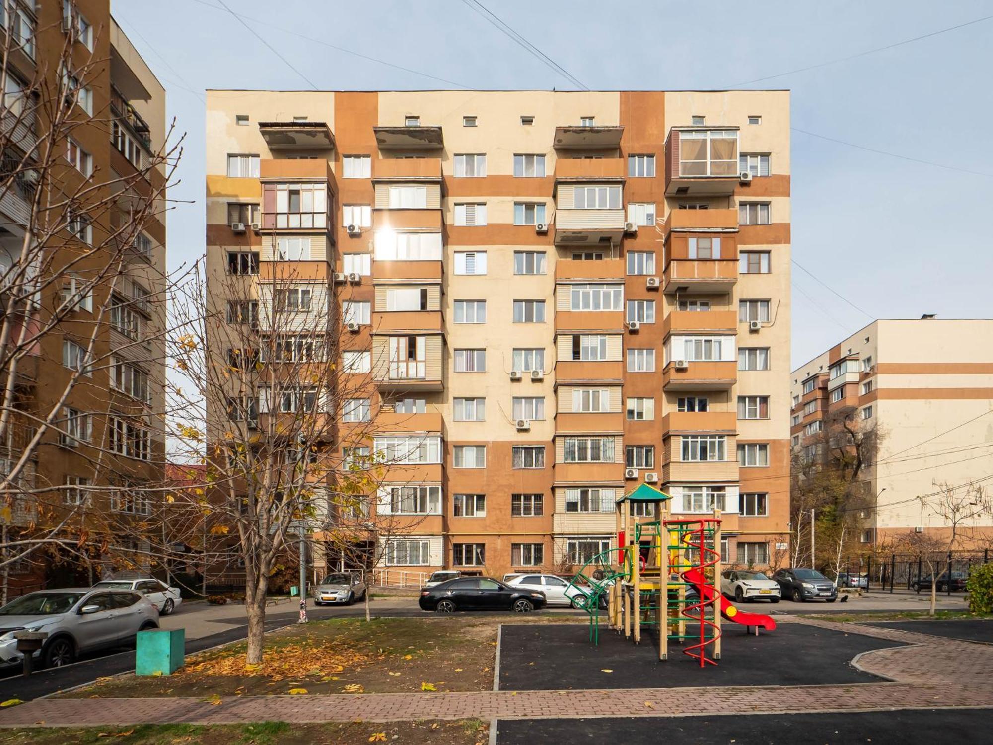 Apartment оn Makatayeva 5 b Алматы Экстерьер фото
