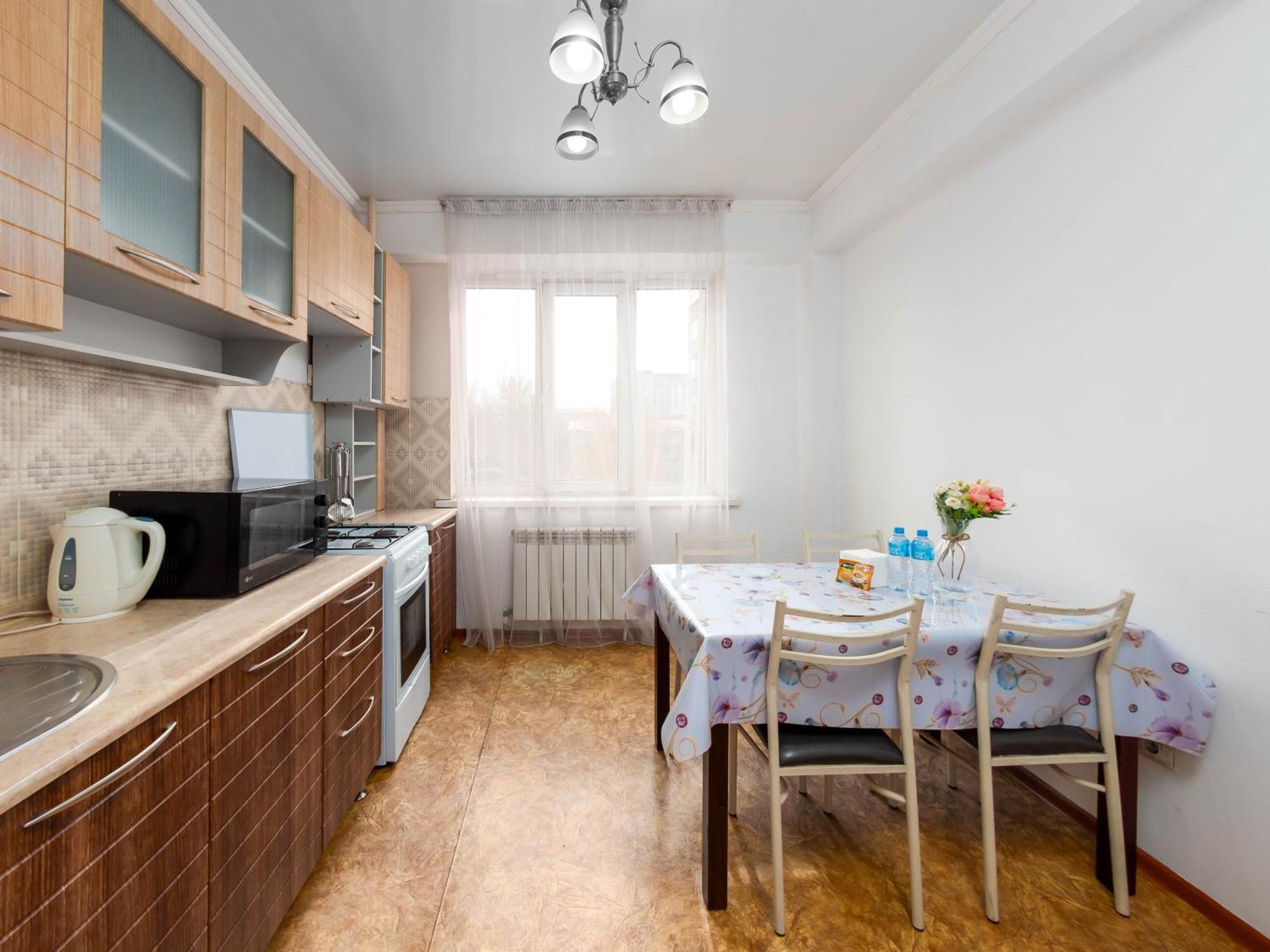 Apartment оn Makatayeva 5 b Алматы Экстерьер фото